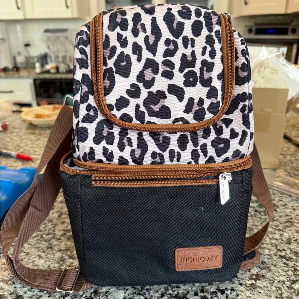 Momcozy Leopard Print Insulated Breastmilk Cooler Bag w/ Ice Pack Compartment
